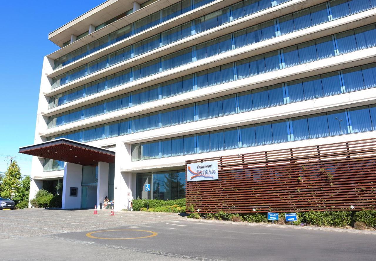 Wyndham Concepcion Pettra Hotel Kültér fotó The hotel in 2012