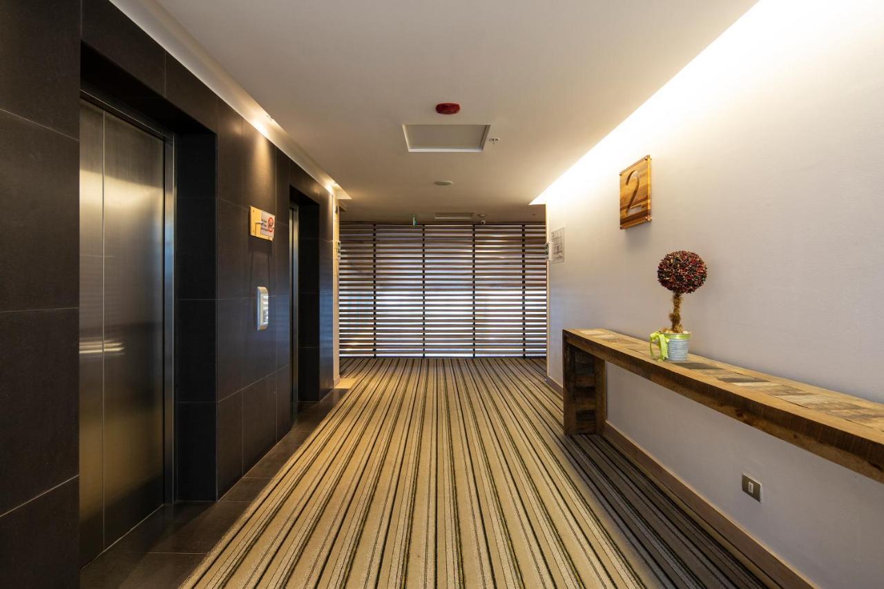 Wyndham Concepcion Pettra Hotel Kültér fotó Interior of the hotel